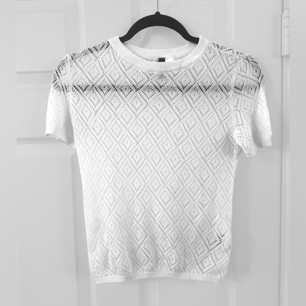 H&M White Geometric Short Sleeve Top